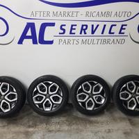 Cerchi in Ferro Gomme Copricerchi Renault Clio