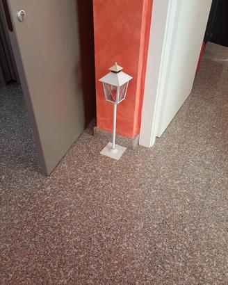 lanterna a pavimento