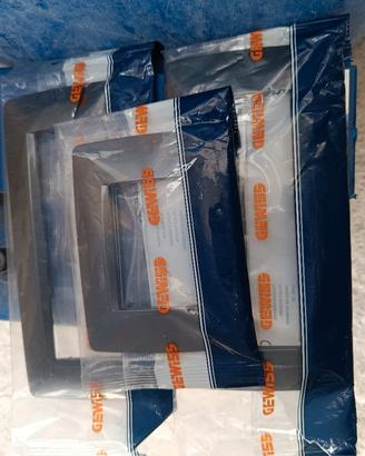 placche elettriche gewiss chirus