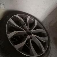 4 cerchioni da 18" 5 fori cerchi +4 gomme al 50%