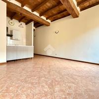 2 LOCALI A CASTELLEONE