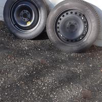 Ruotini di scorta e 4 cerchi in ferro per Ford