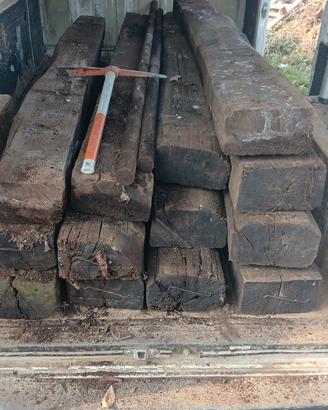 travi in legno di rovere antiche