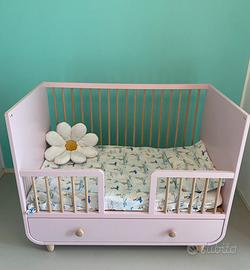 Lettino Myllra Ikea colore Rosa