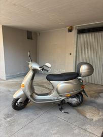 Vespa ET4 125 – Anno 2000 – Unico proprietario