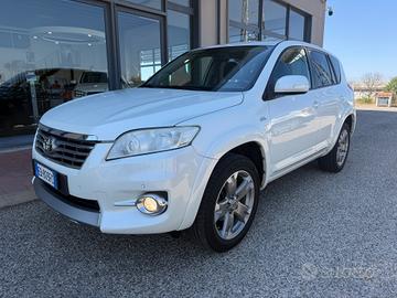 Toyota RAV 4 RAV4 Crossover 2.2 D-Cat A/T 150 CV E