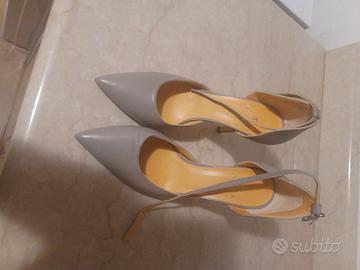 scarpe con cinturino