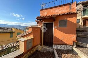 2 LOCALI A CANTERANO