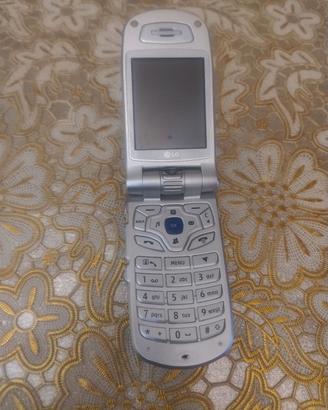 LG u8120