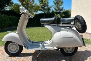 Vespa 150 VL2T targa oro FMI anno 1955