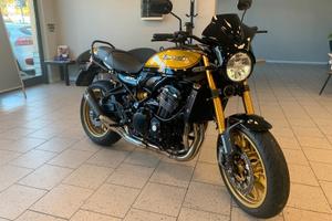 Kawasaki Z 900 RS Unicoprop. accessoriata