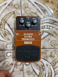Behringer UT100 Ultra Tremolo