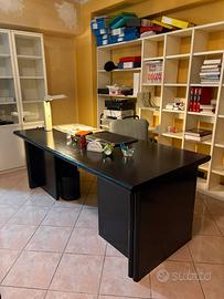 Scrivania 200x90 cm con cassetti