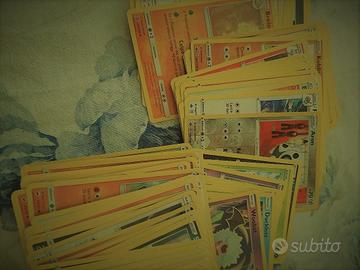 Pokémon GCC: 600 carte, con carte rare normali - V