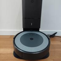 iRobot Roomba-Aspirapolvere autosvuotante 