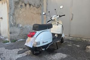 Vespa PX150