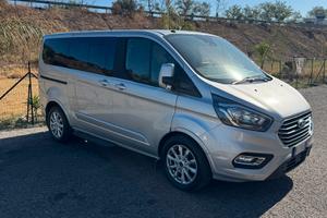 Tourneo Custom 170 cv automatico 68000 KM FULL