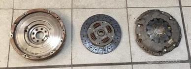 KIT FRIZIONE VOLANO PANDA 312 4X4 1.3 MTJ 2014