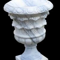 GRANDE VASO IN MARMO BIANCO SCOLPITO A COPPA H 70