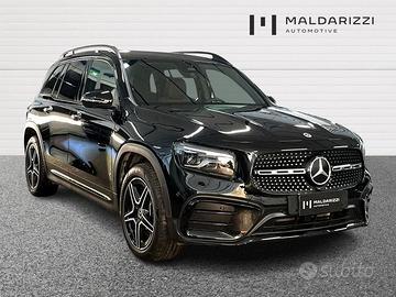 Mercedes-Benz GLB - X247 2023 220 d AMG Line ...