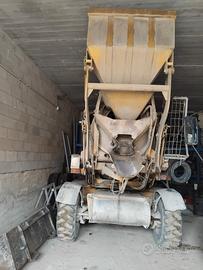 Dumper auto betoniera