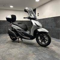 Piaggio Beverly 400 - 2024