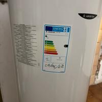 Bollitore ariston 200 LT
