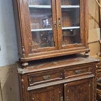 Credenza a vetrina