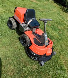 trattorino tagliaerba Husqvarna