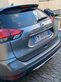 X trail t.32 2.0 diesel Awd 7 posti