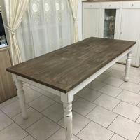 Tavolo shabby in legno massello