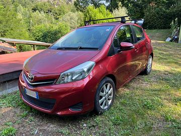 Toyota Yaris 1.3 TR 5 porte 2012 (Guida a destra)