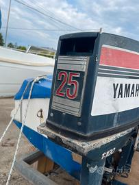 Barca carrello più motore