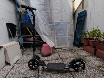 Monopattino adulto TOWN 7XL nero