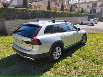 VOLVO V90 CROSS COUNTRY D4 AWD