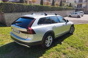 VOLVO V90 CROSS COUNTRY D4 AWD