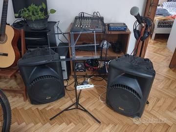 Impianto Audio Completo: Casse 250W Mixer Mic shur