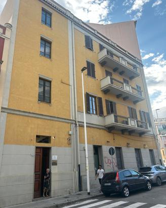 Cagliari, Tre camere a studenti e/o lavoratori