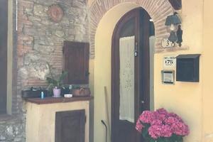 Prima collina versiliese