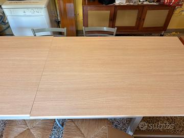 Tavolo allungabile con sedie ikea