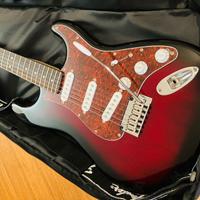 SQUIER by FENDER STRATOCASTER STANDARD