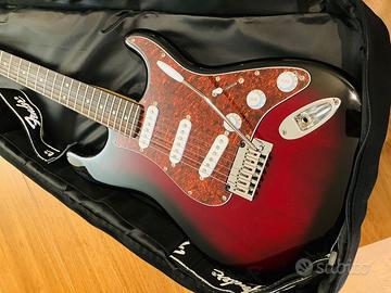 SQUIER by FENDER STRATOCASTER STANDARD