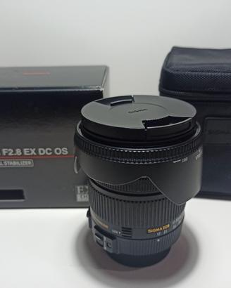 Sigma 17-50mm f 2.8 EX DC OS HSM per Nikon