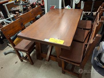 Tavolo Legno Massello con 6 sedie