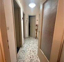 Via Bari - Trivani al piano intermedio