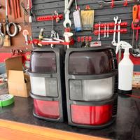 Fari posteriori pajero v20