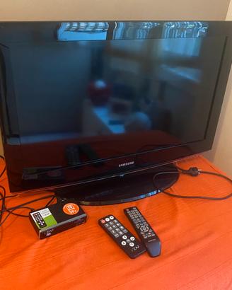 Tv samsung con decoder perfettamente funzionante