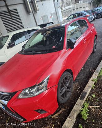 Lexus CT200H