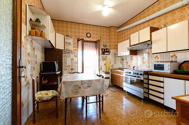 3 LOCALI A ROMA