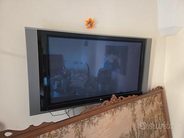 TV AL PLASMA 60" LG